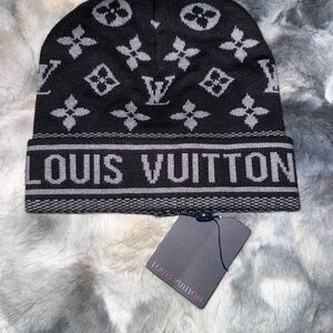 Louis Vuitton Monogram Black and Gray Beanie